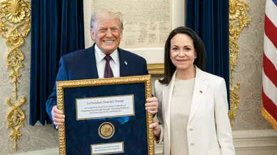 Machado Nobel Barış Ödülü madalyasını Trump’a sundu