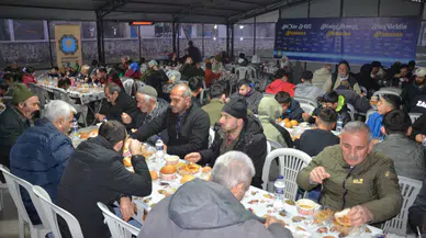 Diyarbakır’da iftar çadırlarına yoğun ilgi
