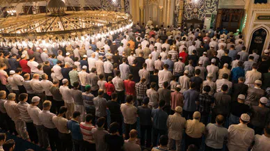 Diyarbakır’da 1650 camide teravih