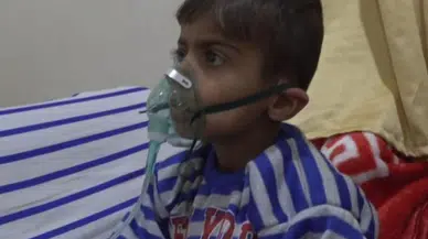 Kobani'de ilaç krizi derinleşiyor, kuşatma sürüyor