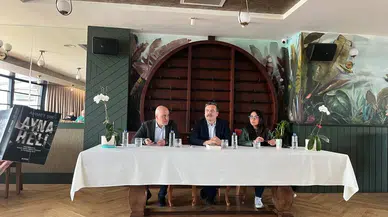 Kürt meselesinin aynası: Ahmet Şık'ın “Ayna/Helî” kitabı tanıtıldı