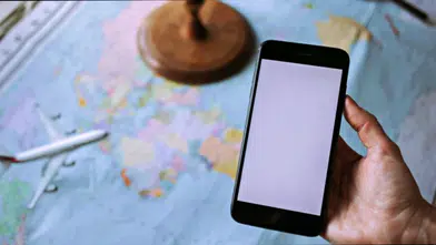Apple'dan yeni özellik: iPhone pasaport işlevi görecek