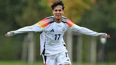 Fenerbahçe'den Galatasaray'a transfer çalımı
