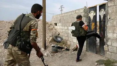 Halep’te Kürt Evlerine Baskın: İki Yurttaş Alıkonuldu