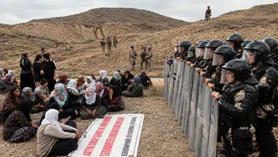 Bilirkişi raporuna rağmen Kervanpınar’da GES çalışması: Jandarma köylülerin yürüyüşünü durdurdu