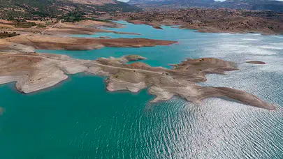Dicle Baraj Gölü’ndeki adacıklar havadan görüntülendi