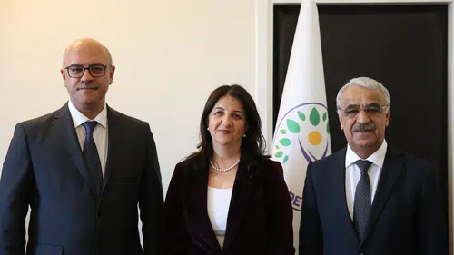 DEM Parti’den Öcalan’a Atfedilen Notlara İlişkin Açıklama