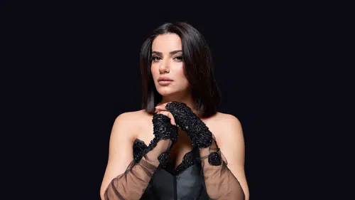 Kürt Müziğinin Sevilen Sesi Mamedova, Bölge Turnesinde