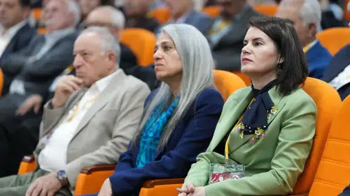 Diyarbakır’dan Birlik Çağrısı: "Barış Süreci Yasal Aşamaya Geçsin"