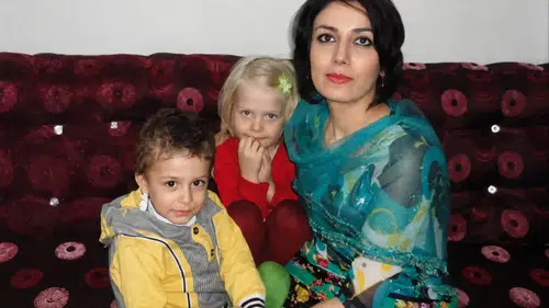 Kürt aktivist Pexşan Azizi’nin idam cezası onandı