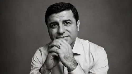 Demirtaş’tan Dikkat Çeken Siyasi Çıkış: Az Kaldı