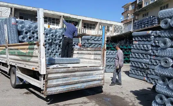 Diyarbakır’ın Tarım Üssü Hareketlendi: Çevre İllere Tedarik