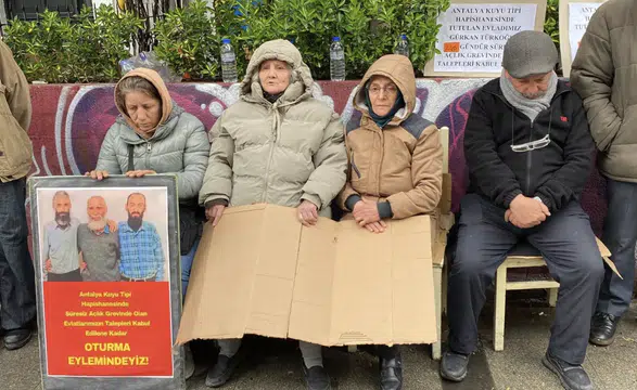 Antalya Cezaevi'ndeki Açlık Grevleri TBMM Gündeminde