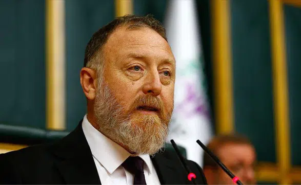 Temelli: “Masadan kalkmak değil, sağlam oturmak çözümdür”