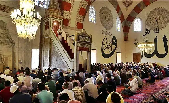 Müftülükten imamlara 'Kürtçe hutbe' yasağı