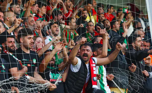 Amed Milletvekili Kamaç: "Bu cezalar Amedspor taraftarına mı özel?"