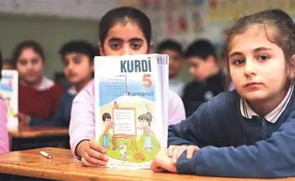 Çözüm Sürecinde Ana Dilde Eğitim Mesajı: "Diller Arası Eşitlik Sağlanmalı"