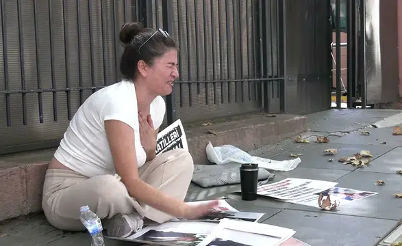 Ezgi Apartmanı kararını protesto eden Döne Kaya’dan Bakan Gürlek’e çağrı