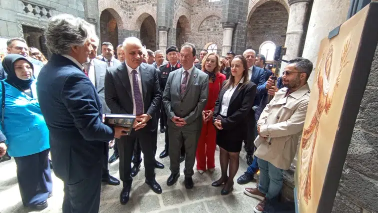 Mezopotamya’nın Altın Kadınları Diyarbakır’da Sanatseverlerle Buluştu