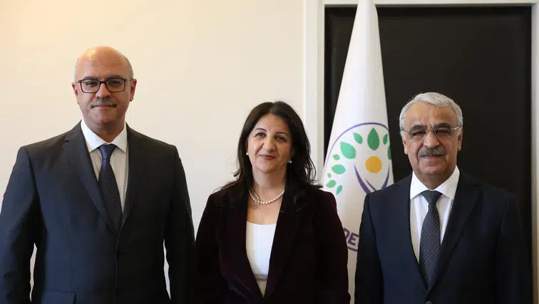 DEM Parti’den Öcalan’a Atfedilen Notlara İlişkin Açıklama