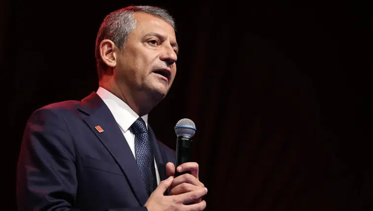 Özgür Özel Diyarbakır Barış Forumunda:: Kürt'ün Türk'e, Türk'ün Kürt'e ihtiyacı var