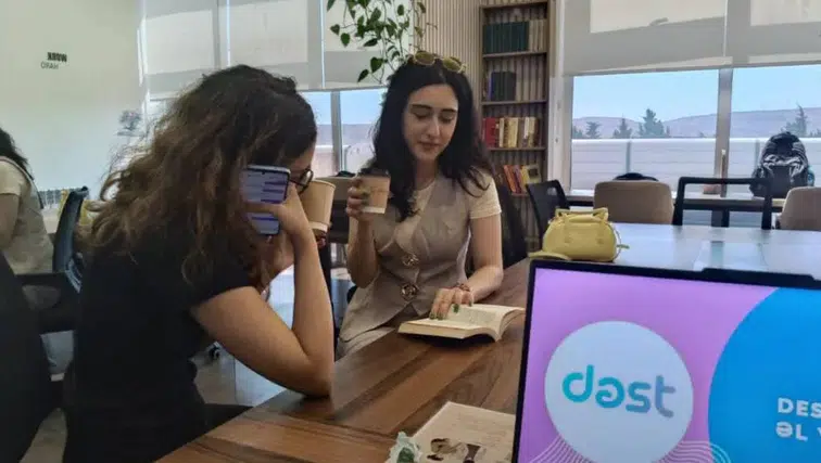 Bakü'de Kürt dili ve kültürü için "Dest" İnisiyatifi kuruldu