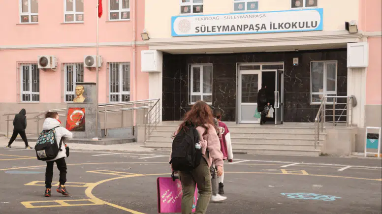 Ara tatil bitti: Okullarda dersler yeniden başladı