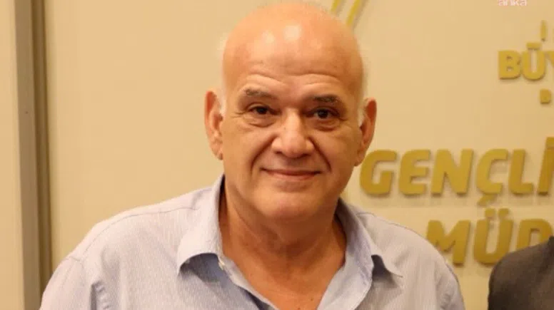 Ahmet Çakar, kalp krizi şüphesiyle yeniden hastaneye kaldırıldı