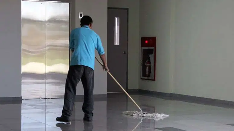 KPSS Türkiye birincisi temizlikçi oldu