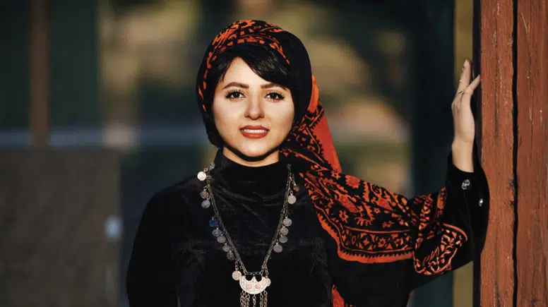 Kürt Sanatçı Yalda Abbasi İran'da tutuklandı