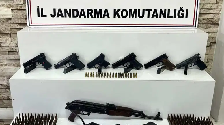 Diyarbakır’da silah operasyonu: Tabanca ve mühimmat yakalandı