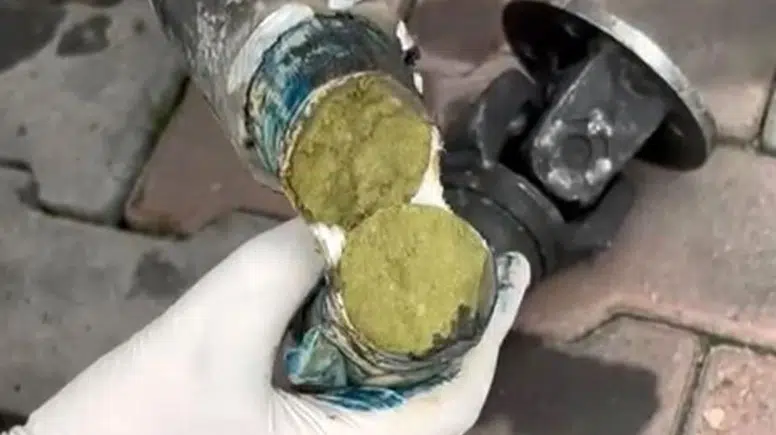 Diyarbakır'da uyuşturucu öyle bir yerde çıktı ki polisler de şaşırdı
