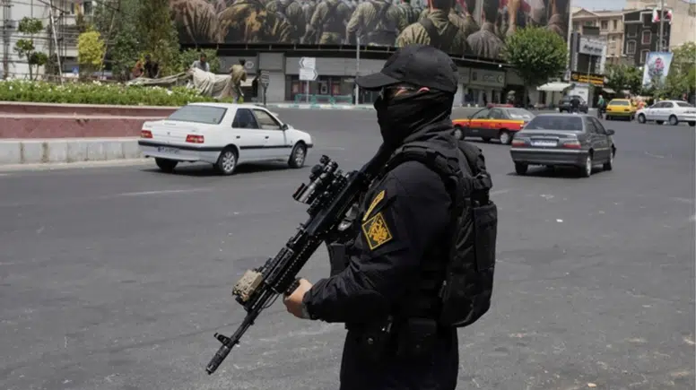 İran’da geniş çaplı gözaltı dalgası: Sosyal medya paylaşımlarına operasyon