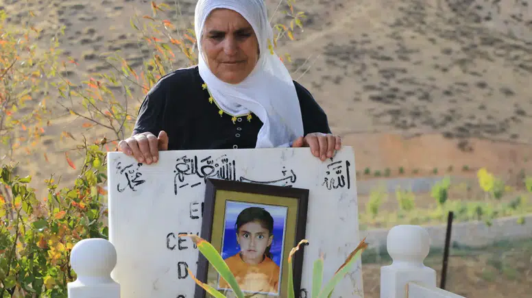 23 Nisan Çocuk Bayramı'nda Devletin Kürt çocukları karnesi