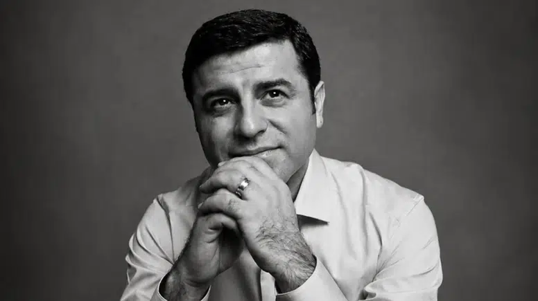 Demirtaş’tan Dikkat Çeken Siyasi Çıkış: Az Kaldı