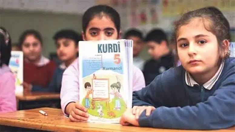 Çözüm Sürecinde Ana Dilde Eğitim Mesajı: "Diller Arası Eşitlik Sağlanmalı"