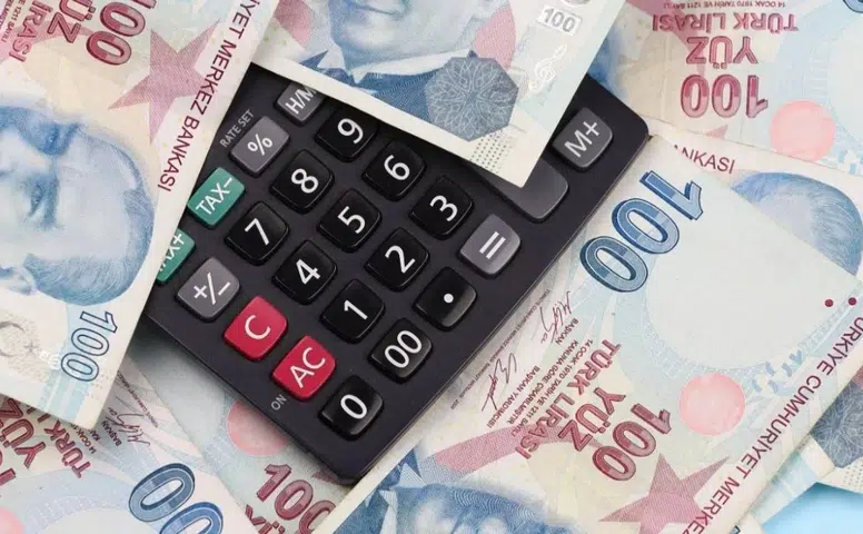 Savaş Gölgesinde Kredi: Ticari Daraldı, Bireysel Arttı