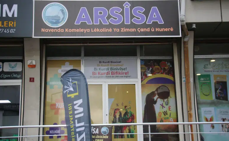 Kürtçe faaliyet yürüten derneğe 450 bin TL ceza