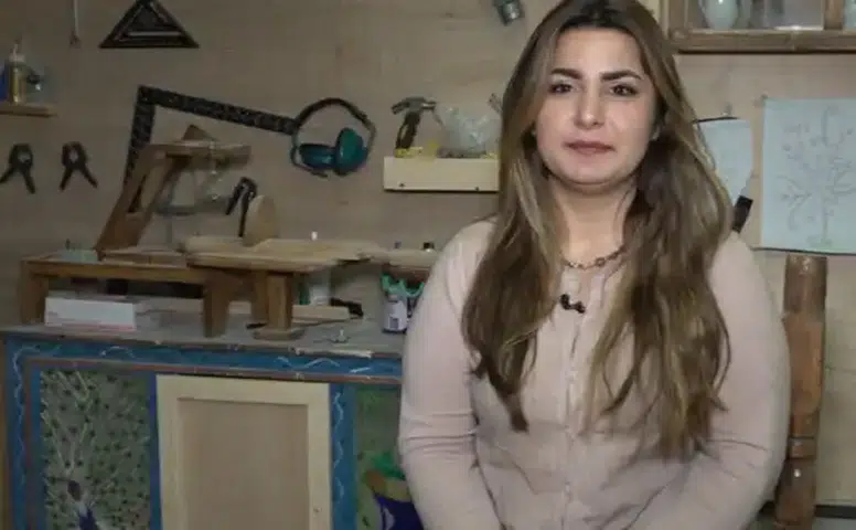 Silêmanî’de Kadın Marangoz Zeryan Ahmed Kalıpları Zorluyor
