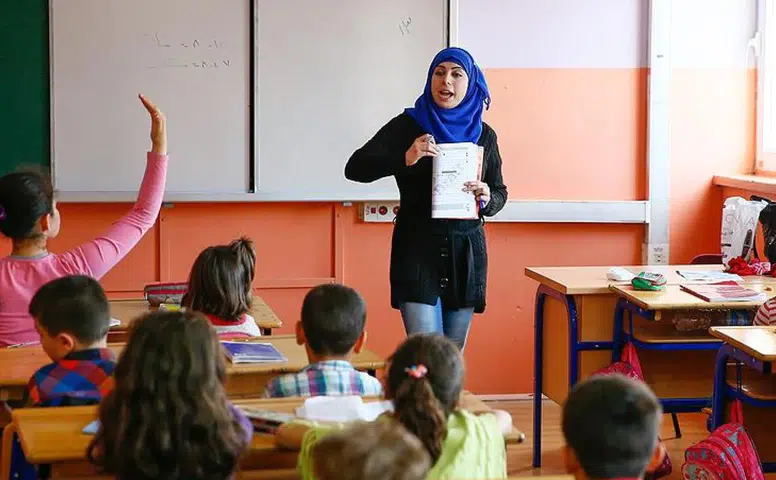 Suriye Kürtçe eğitim için Artuklu Üniversitesi ile temasta