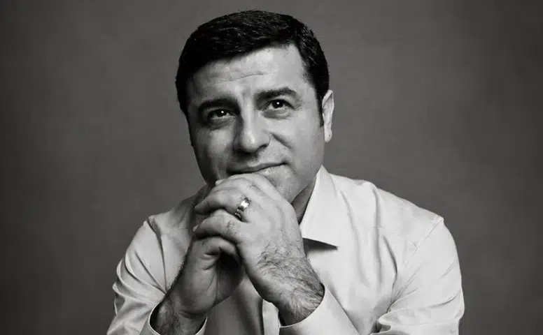 Demirtaş’tan Dikkat Çeken Siyasi Çıkış: Az Kaldı