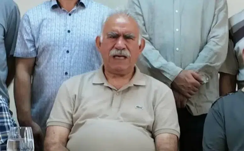 Öcalan’ın  görüşme notları: “Eskiden bağımsızlıkçıydık, şimdi cumhuriyete katılacağız”