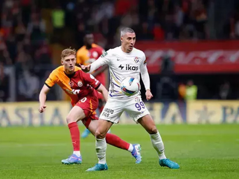 Eyüpspor Ve Galatasaray'ın Muhtemel 11'Leri