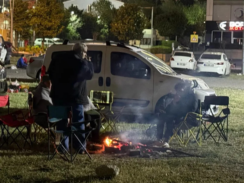 Soğuk Hava Sokakta Kalanlara Zor Anlar Yaşattı
