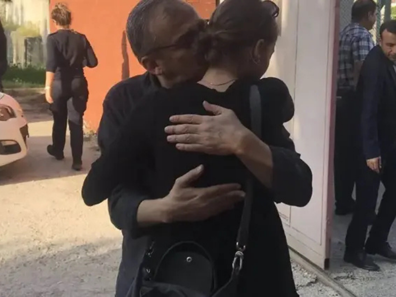 Halide Tülay Demirsöz Kimdir