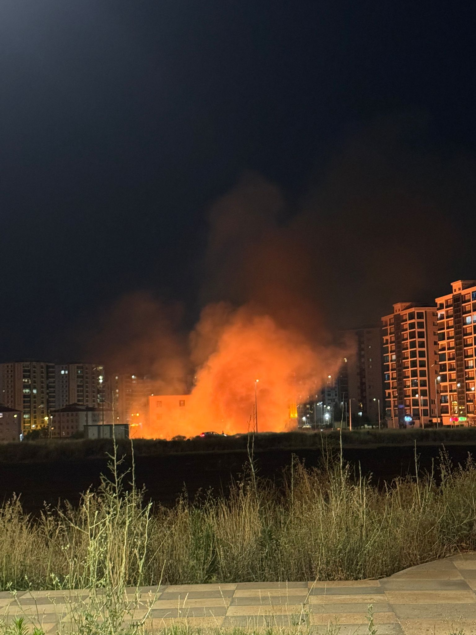 Diyarbakır’da anız yangını Ekipler müdahale etti1