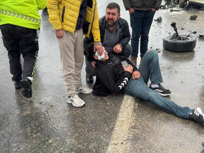 Yaralılar Hastaneye Kaldırıldı (2)