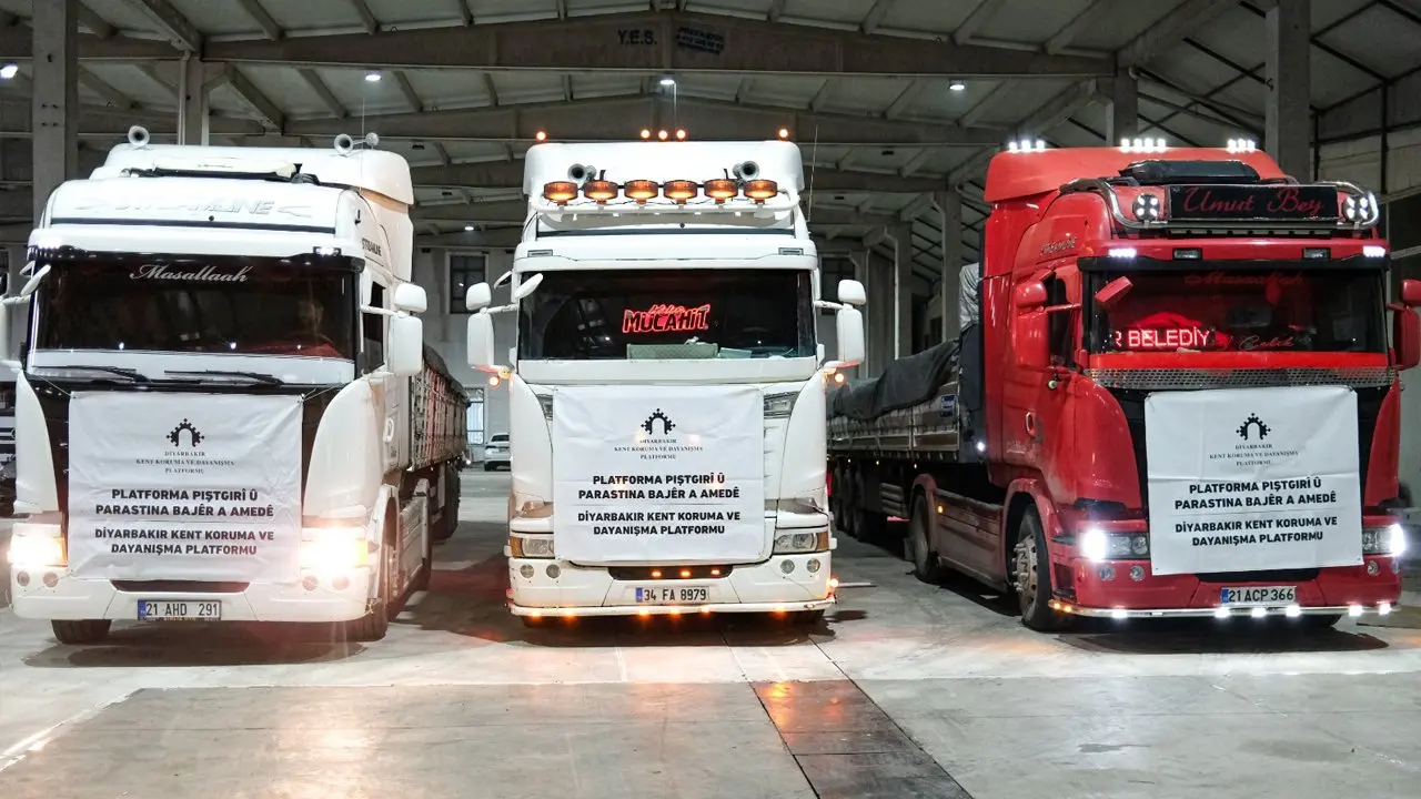 Kobanê yardım götüren 25 TIR, Diyarbakır'dan yola çıktı