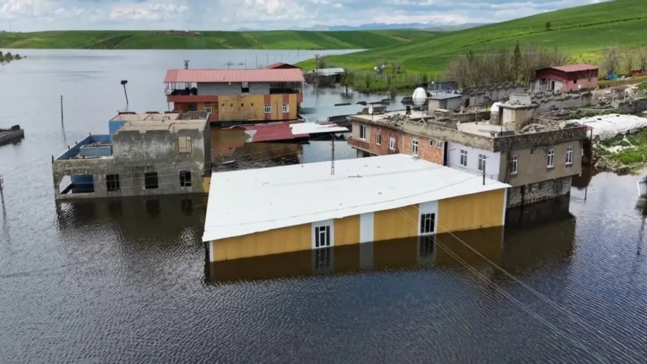 Baraj kapakları açıldı, 10 ev sular altında kaldı - Mersin Haberleri, Son  Dakika Mersin Haber | Çukurova Gazetesi