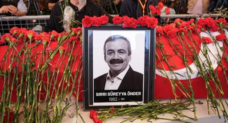 Sırrı Süreyya Önder: Çok iyi bilirdim (Video)